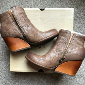 Kork-Ease Michelle Booties, 8.5
